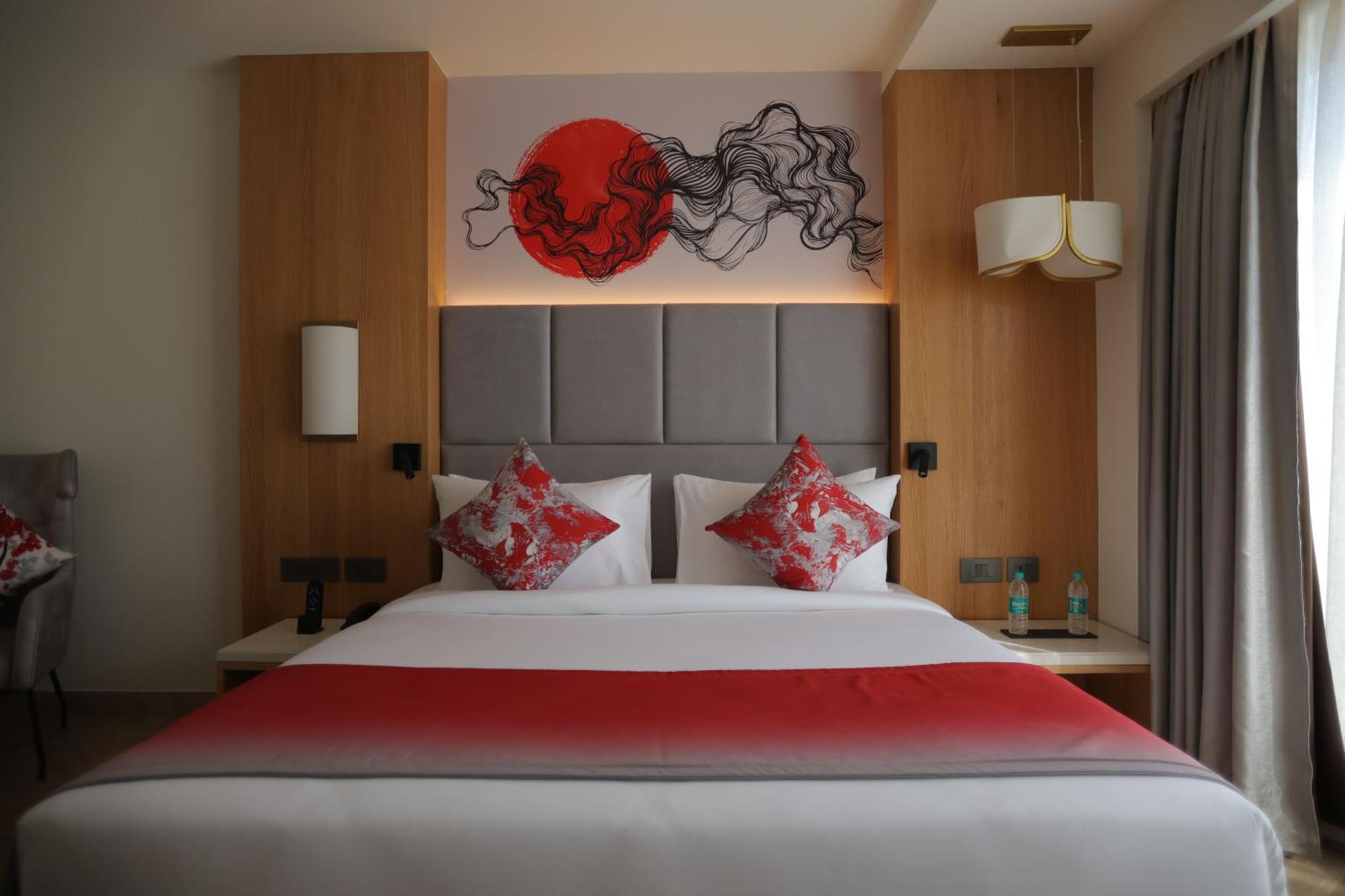 מלון Ramada By Wyndham Gorakhpur Gorakhnath Mandir Road מראה חיצוני תמונה